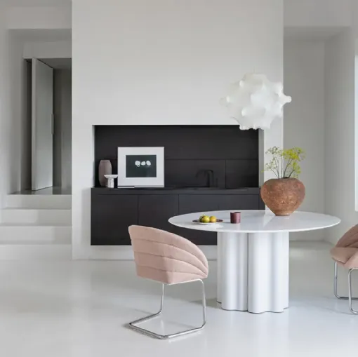  Tavolo rotondo Teatro Magico di Saba