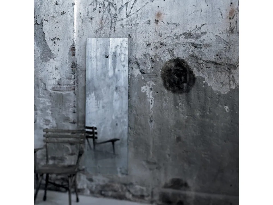 Specchio Fiction senza cornice con argentatura sfumata di Glas Italia