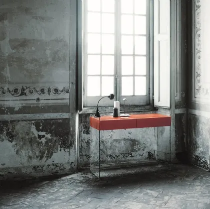 Scrittoio Float di Glas Italia