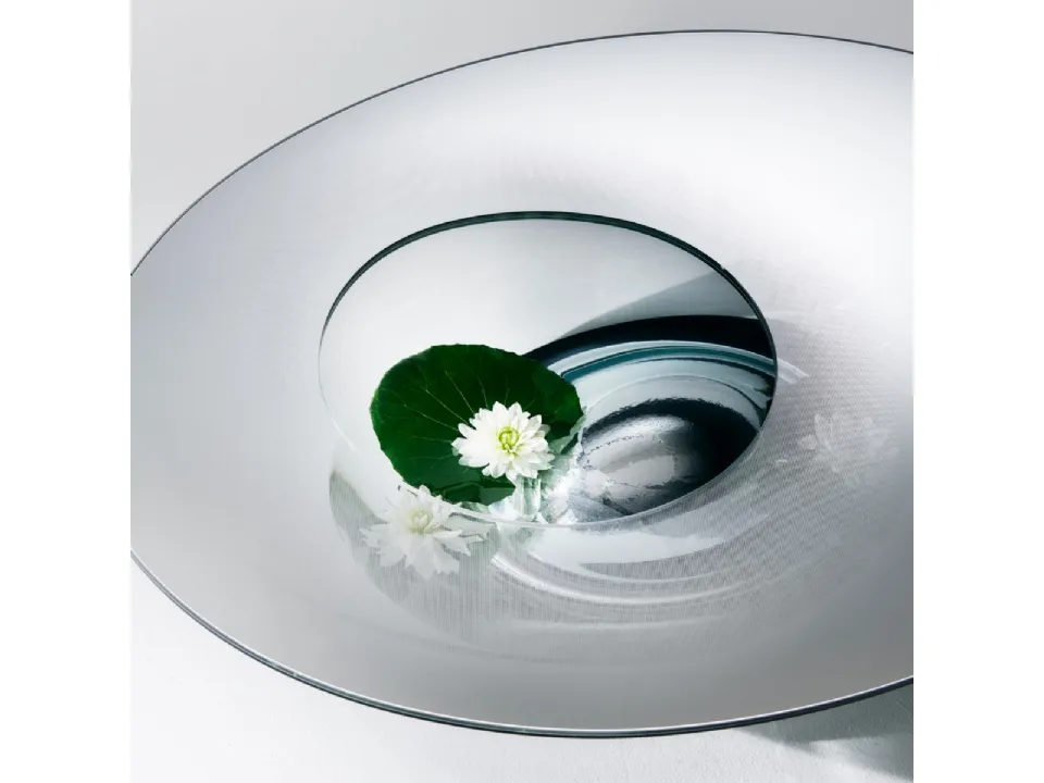Tavolino in cristallo con vasca interna Nacre di Glas Italia