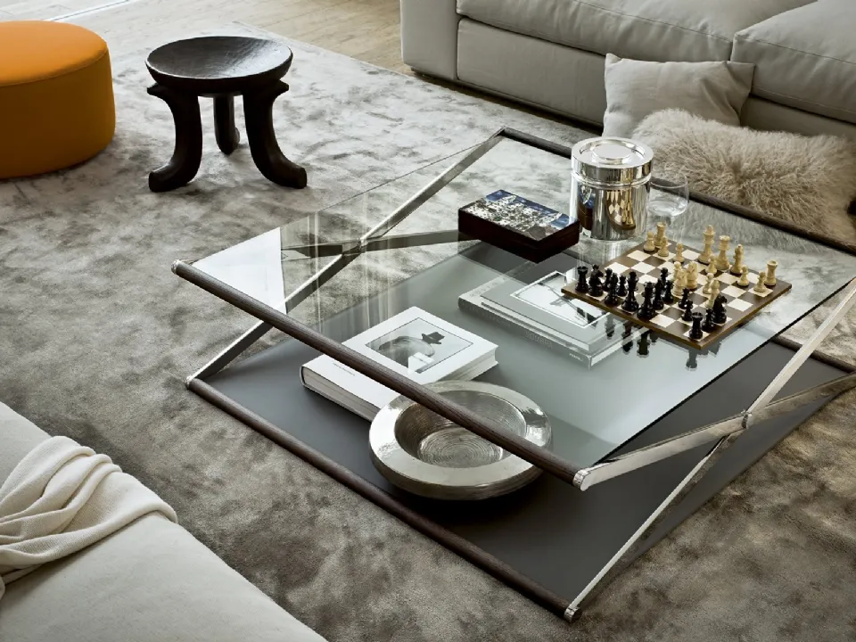 Tavolino in cristallo con struttura in metallo con parti in legno di rovere Nox di Gallotti&Radice