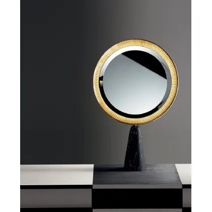 Specchio da tavolo Selene Mirror con cornice in metallo laccato ottone satinato e base in marmo levigato opaco Nero Marquinia di Gallotti&Radice