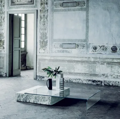Tavolino Terraliquida in cristallo e pietra di Glas Italia