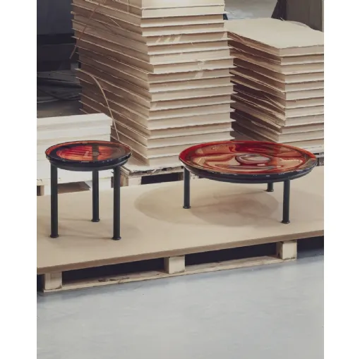 Tavolino rotondo con top in vetro colato e base in metallo Zigo di Miniforms