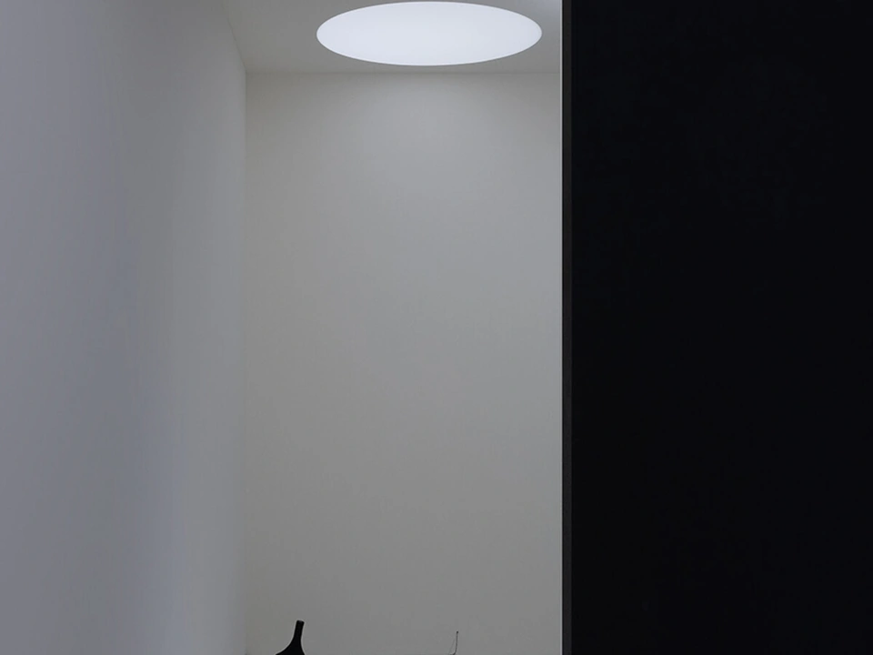 Lampada da terra OneOff di Davide Groppi