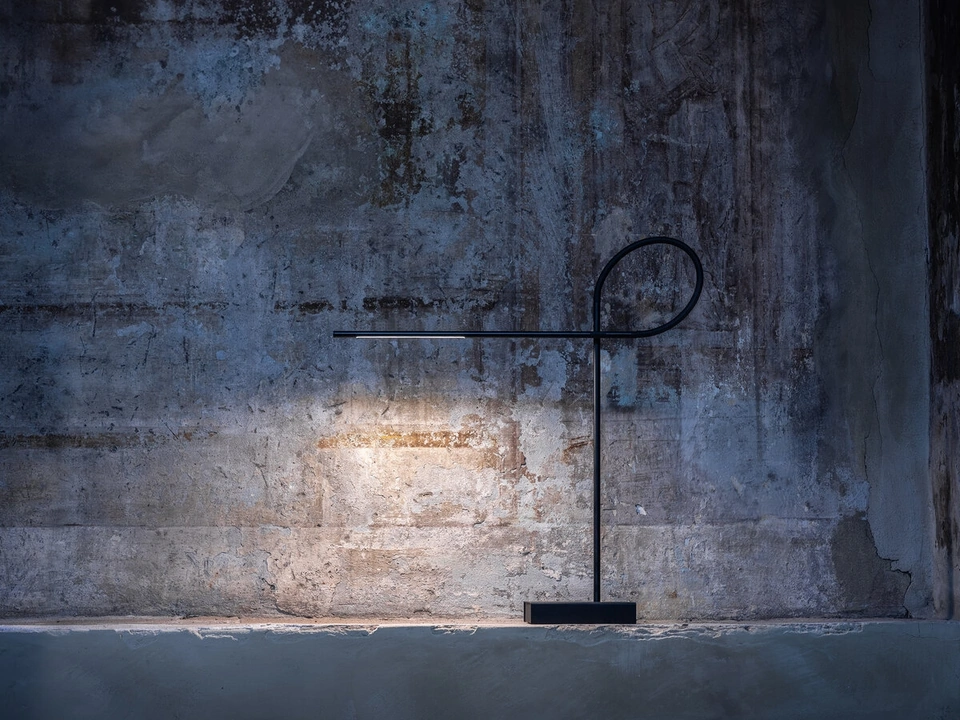 Lampada da tavolo Ribbon di Davide Groppi