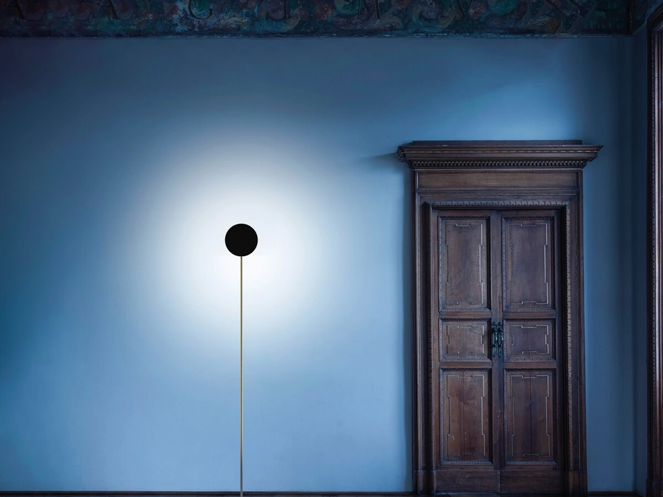 Lampada da terra Stop di Davide Groppi