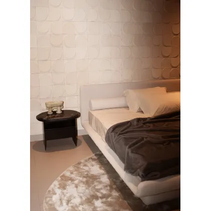Comodino in legno con top in marmo Sensei Night di Gallotti&Radice