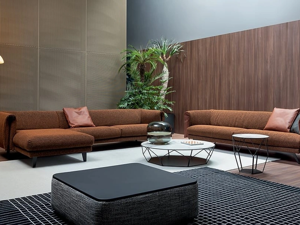 Divano in tessuto con penisola Saddle di Bonaldo