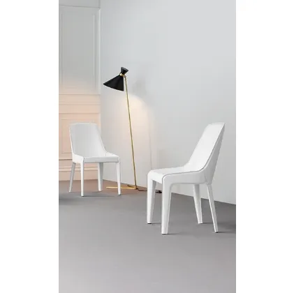 Sedia rivestita in cuoio Lamina di Bonaldo