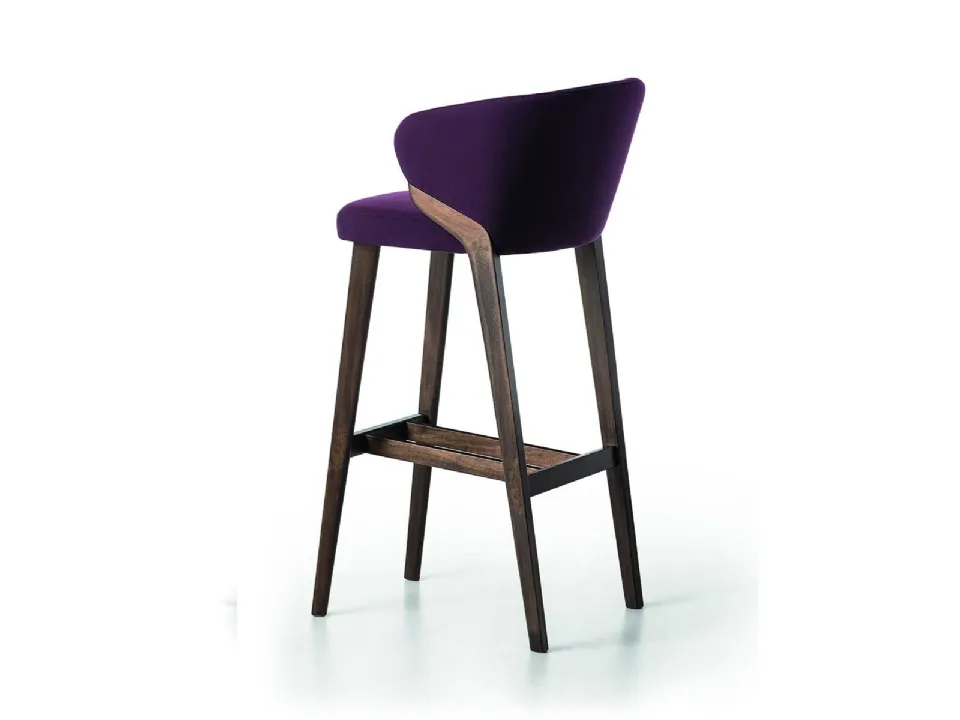 Sgabello Nora 1532 in tessuto e legno di Bross Italia