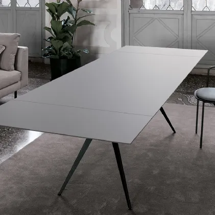 Tavolo rettangolare allungabile con top in HPL e telaio in acciaio Balance di Extendo