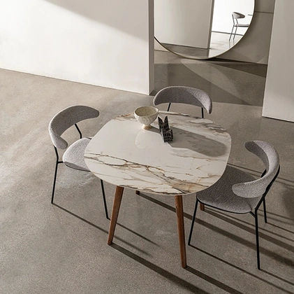 Tavolo Lewood shaped di Sovet