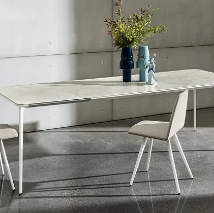 Tavolo Slim estensibile con top in ceramica di Sovet