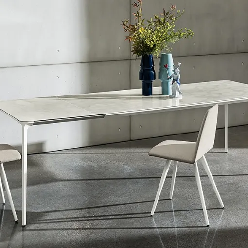 Tavolo Slim estensibile con top in ceramica di Sovet
