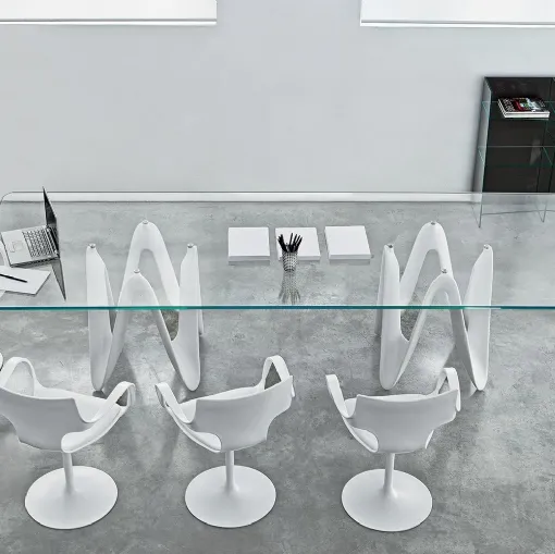 Tavolo Lambda con doppia base con top in vetro e cristalplant di Sovet
