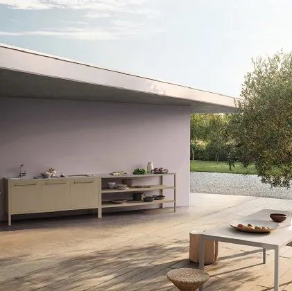 Cucina Moderna lineare per esterni Frame Outdoor Sand in metallo di Fantin